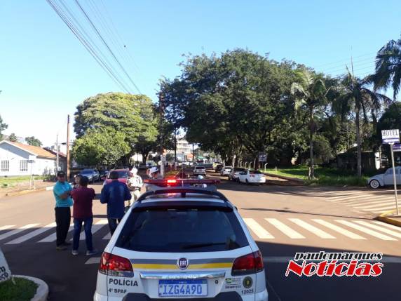 Motociclista fica ferido em colisão contra automóvel no Centro de Três de Maio - foto 2