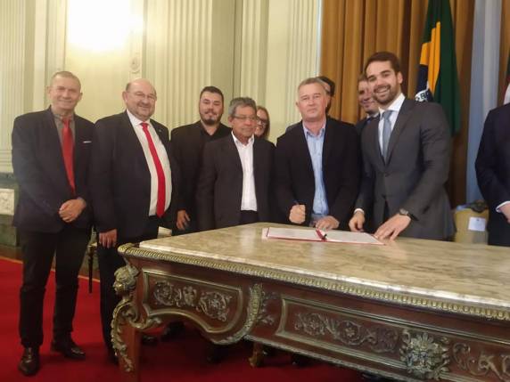 Prefeito de Novo Machado anuncia conquista de importantes verbas para calçamento de ruas - foto 2