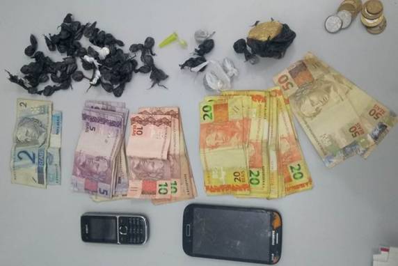 A prisão ocorreu no bairro cohab, na cidade de Cristal do Sul. O casal já tinha antecedentes policiais pela prática do crime de tráfico