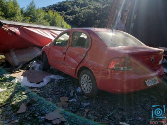 Cinco veículos se envolvem em acidente em Marau - foto 2