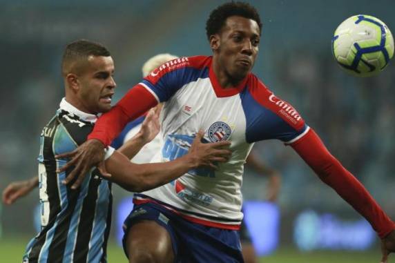Everton marcou o gol do time gaúcho e Gilberto igualou o placar para os baianos