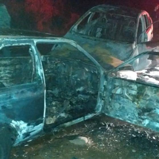 Carros incendeiam após acidente em Augusto Pestana - foto 2