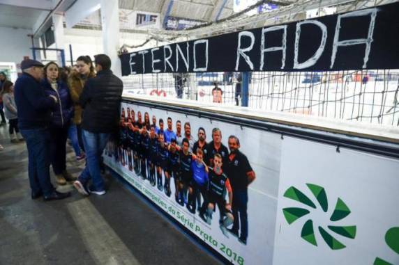 Pablo Radaeli, 22 anos, morreu em acidente com ônibus da equipe na madrugada deste domingo