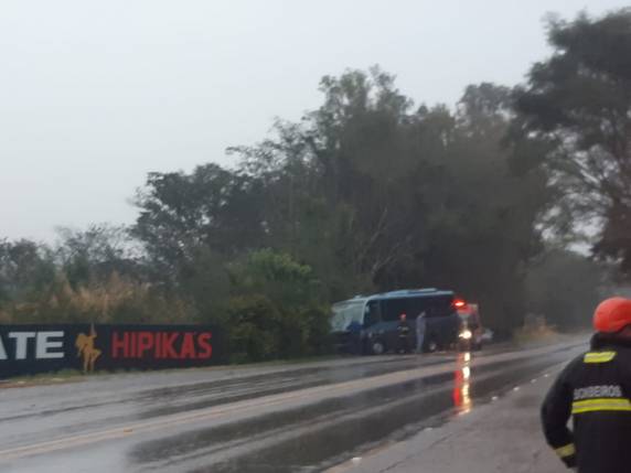 Colisão entre automóvel e ônibus escolar deixa um morto na BR 468, em Três Passos - foto 2