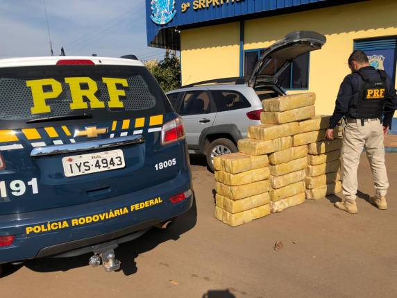 PRF apreende 445 quilos de maconha e prende três pessoas por tráfico em Sarandi - foto 3
