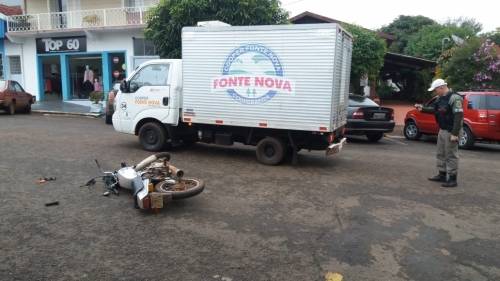 Na colisão mais grave motociclista ficou ferido