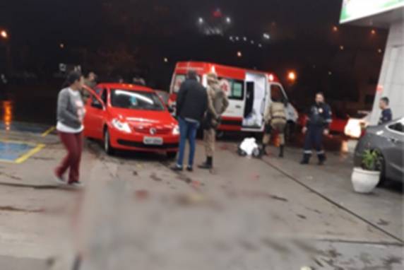 Os crimes ocorreram na manhã deste sábado, 27