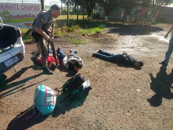 Quatro elementos são presos após assalto a relojoaria em Rondinha - foto 2