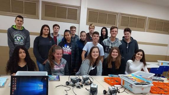Jovens Talentos em TI beneficia mais de 600 estudantes no primeiro semestre - foto 2