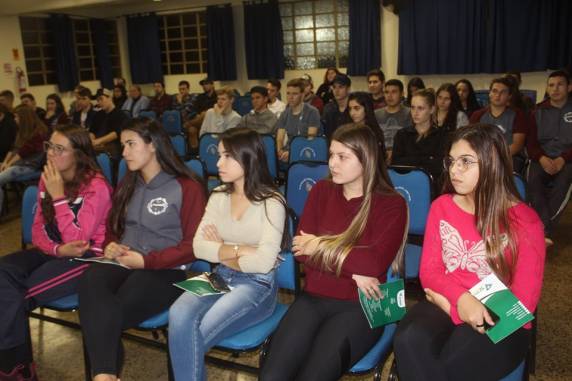 Jovens Talentos em TI beneficia mais de 600 estudantes no primeiro semestre - foto 3