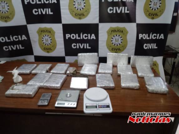 Polícia Civil prende dois jovens e apreende grande quantidade de drogas em Três de Maio - foto 2