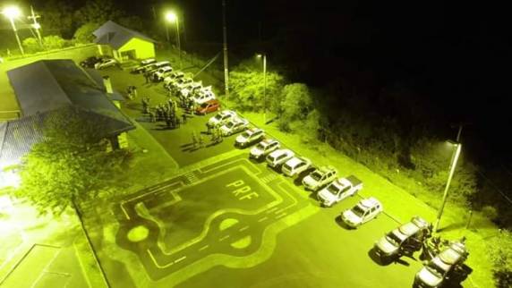 Polícia Militar e Brigada Militar realizaram ação conjunta contra o tráfico - foto 5
