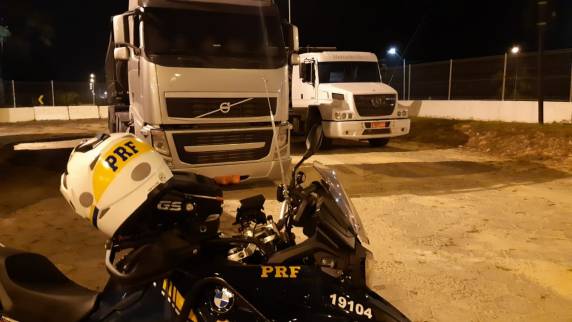 PRF flagra mais de 26 toneladas de peso excedente na BR 101 em Palhoça - foto 3