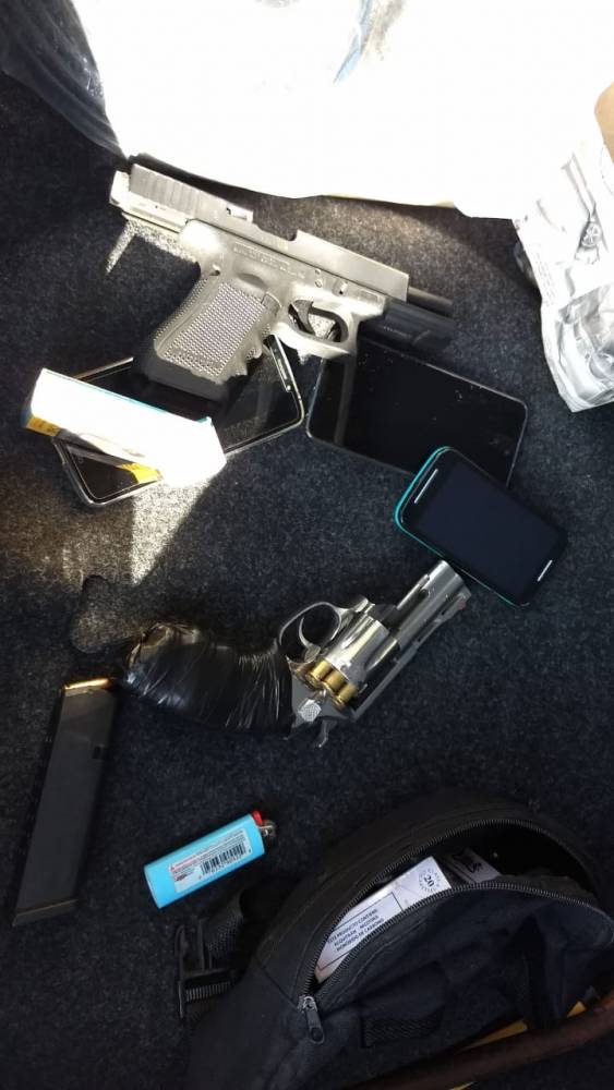Trio é preso após troca de tiros com a Polícia Civil de Estrela, em Lajeado - foto 3