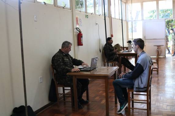 Seleção Geral dos alistados para o Serviço Militar ocorreu em Três de Maio - foto 3