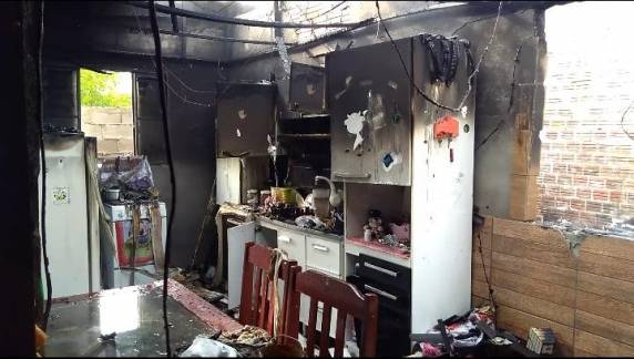 Incêndio em residência no bairro Jardim Paraguai em Panambi - foto 2