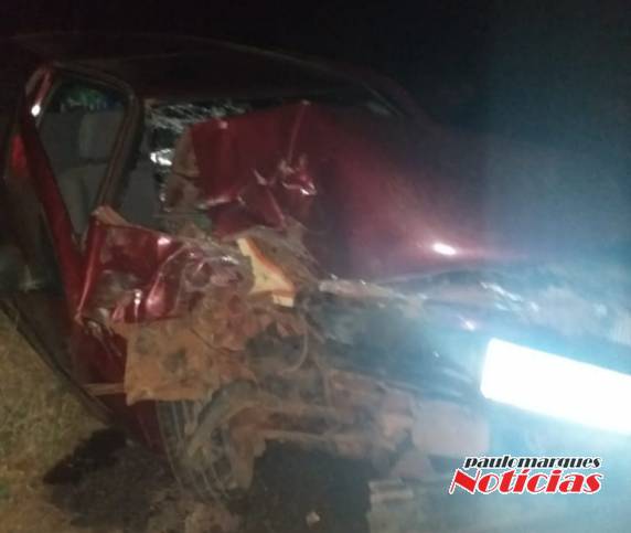 Colisão entre carro e trator deixa um ferido na RSC 472 em Porto Xavier - foto 3