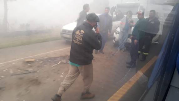Neblina e fumaça causam interdição e acidentes na BR-282 em Lages - foto 3