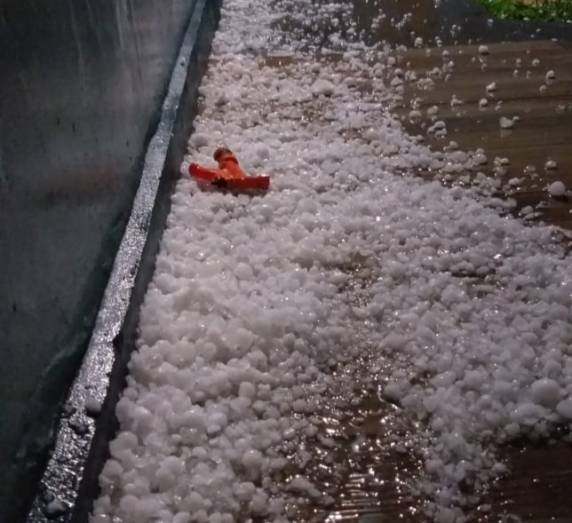 VÍDEO; temporal de granizo atinge cidades do interior gaúcho - foto 2