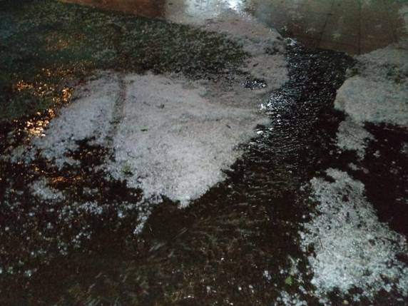 VÍDEO; temporal de granizo atinge cidades do interior gaúcho - foto 4