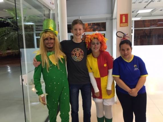 Acadêmicos da FAHOR participam de atividade sensorial com a APAE - foto 4