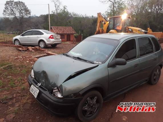 Mulher fica ferida em colisão transversal na RS 342 em Três de Maio - foto 4