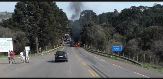 Tentativa de assalto a carros fortes é registrada no Oeste - foto 3