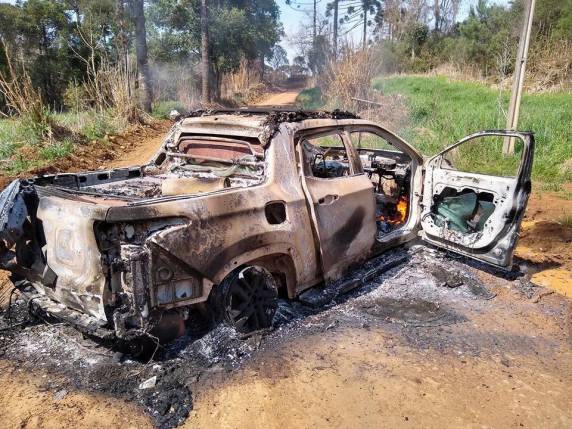 Tentativa de assalto a carros fortes é registrada no Oeste - foto 6
