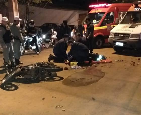 Colisão frontal ente duas motos, deixa três pessoas feridas em Ijuí - foto 4
