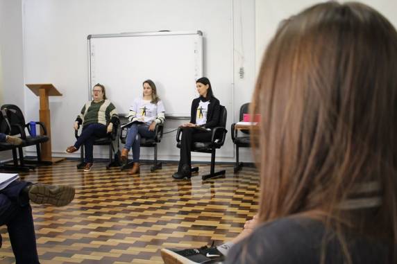 Bate papo sobre prevenção a suicídios é realizado em escolas - foto 3