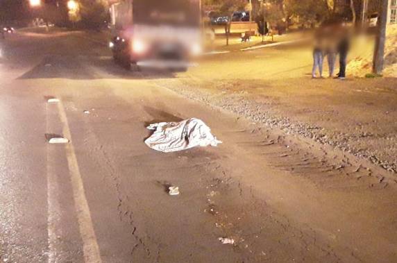 Ao menos três pessoas morrem em acidentes de trânsito nas rodovias de SC entre sexta e sábado - foto 2