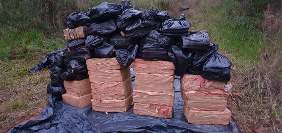 Suspeito de distribuir a droga foi preso sexta em operação em Barra Velha. Carga foi encontrada sábado em cidade vizinha como desdobramento da investigação