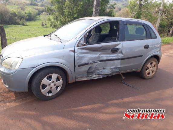 Três feridos em colisão entre carro e moto na RS 344 em Porto Mauá - foto 3