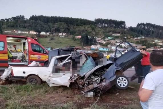 O acidente aconteceu na BR-282,no fim da tarde de sábado