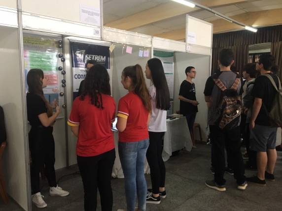 O estudante do Curso Técnico em Informática Bento Borges Schirmer conquistou o terceiro lugar na categoria Técnico