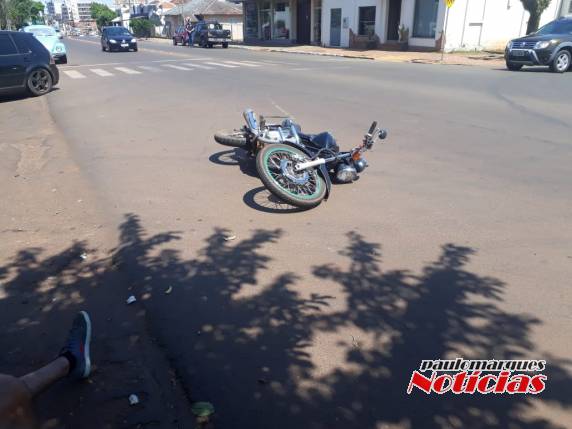 Mais um acidente entre carro e moto na esquina das ruas Horizontina e Frederico Krebser - foto 4