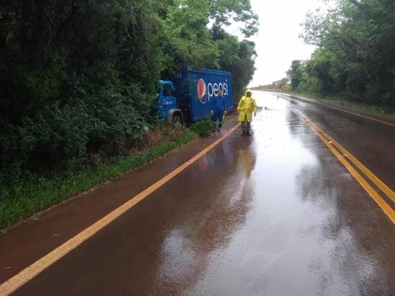 Dois acidentes na RS 168 em Bossoroca - foto 3