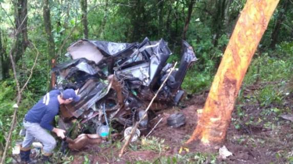Casal fica por 9 horas a espera de socorro depois de sofrer acidente na BR 285 - foto 6