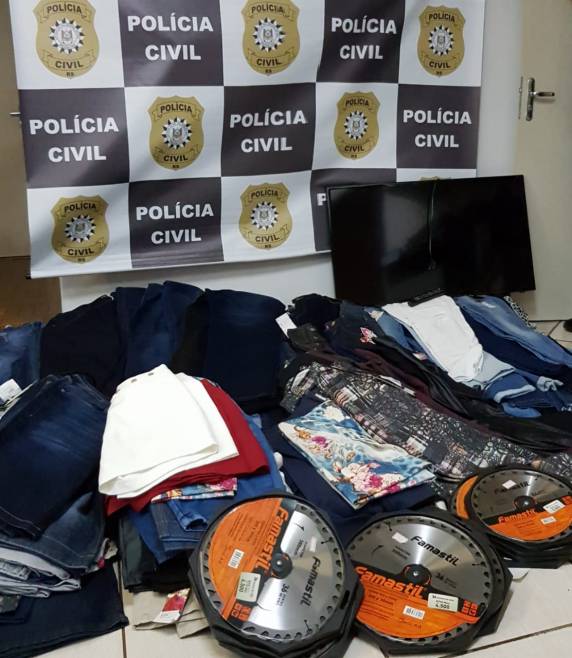 Polícia Civil prende mulher com mercadorias furtadas no comércio de Santo Ângelo e Santo Cristo - foto 2