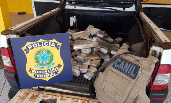 93 kg de maconha escondidos em picape são apreendidos na BR 101 em Barra Velha - foto 2