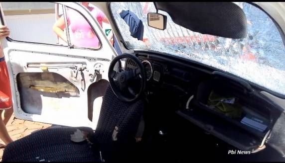 Acidente de trânsito deixa condutora ferida no Piratini - foto 3