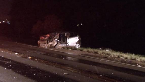 Grave acidente deixa feridos e quatro carros destruídos em Passo Fundo - foto 2