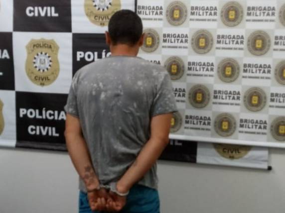 Franciele Muller Ramos, de 31 anos, chegou a ser atendida pelo Samu, mas morreu a caminho do hospital. Casal tinha dois filhos, de 2 e 6 anos