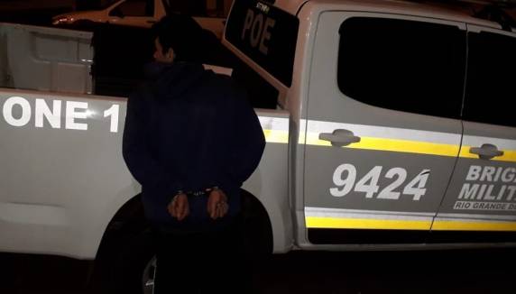 Detentos do regime semiaberto romperam grade de janela, escalaram o muro e fugiram na noite de terça-feira (15)