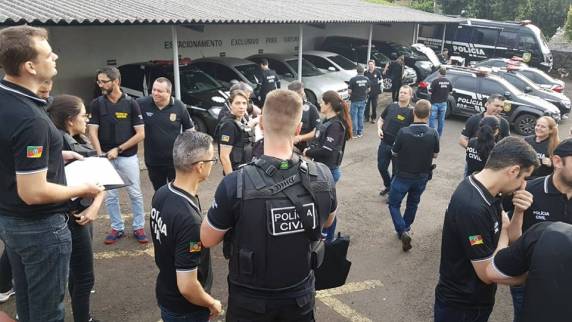 Ação da Polícia Civil visa cumprir mandados de prisões e apreensões em Santa Rosa e Região - foto 2