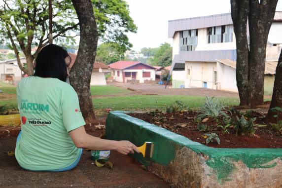 Nosso Bairro Melhor: mutirão de limpeza é realizado na Praça do Bairro São Francisco - foto 4
