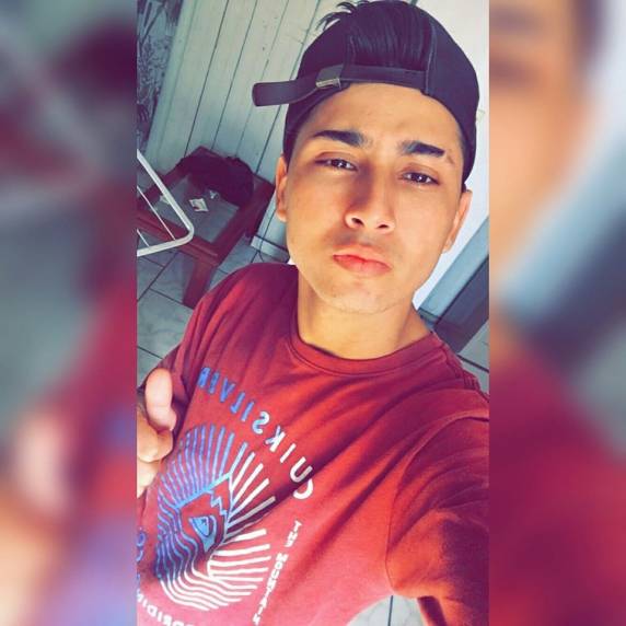 Outro jovem também foi baleado na ocorrência