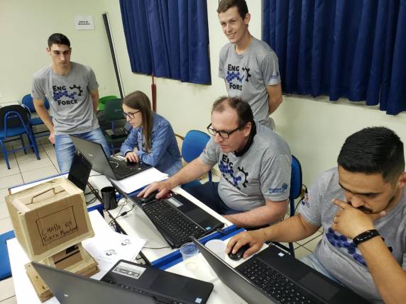 Engemaker desafia acadêmicos de Engenharia de Produção da Setrem - foto 2
