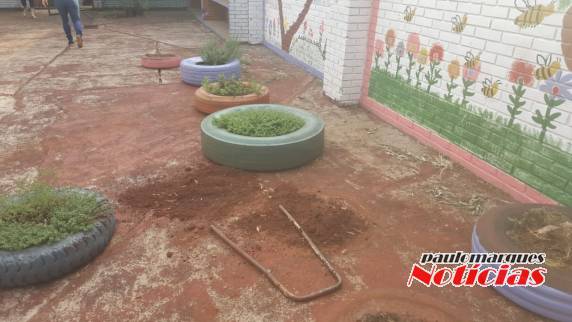 Vândalos atacam escolas São Francisco e Ciep Glória Veronese em Três de Maio - foto 6