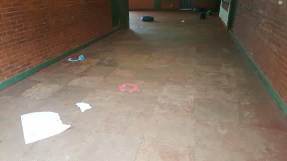 Vândalos atacam escolas São Francisco e Ciep Glória Veronese em Três de Maio - foto 8